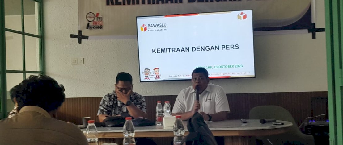 Ketua Badan Pengawas Pemilu (Bawaslu) Kota Makassar, Dede Arwinsyah