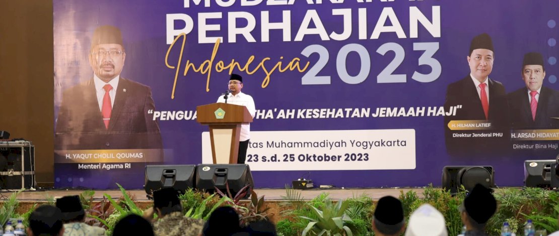 Menteri Agama Yaqut Cholil Qoumas membuka Mudzakarah Perhajian Indonesia 2023, di Yogyakarta.