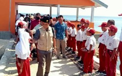 Warga Pulo Madu Antusias Sambut Kedatangan Wabup Saiful Arif