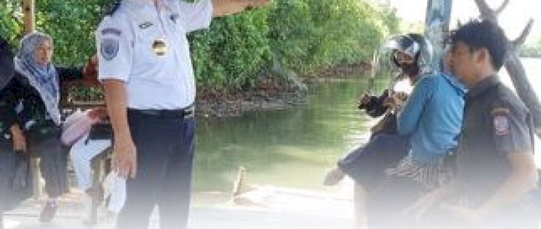 Kabid Moda Transportasi Dishub Tinjau Lokasi Dermaga dan Tambatan Perahu di Kelurahan Parangloe