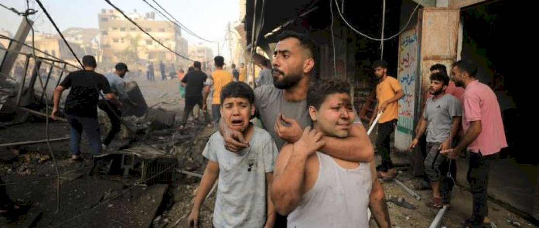 Israel Tak Henti Bombardir Gaza, Sehari 700 Orang Meninggal Dunia 