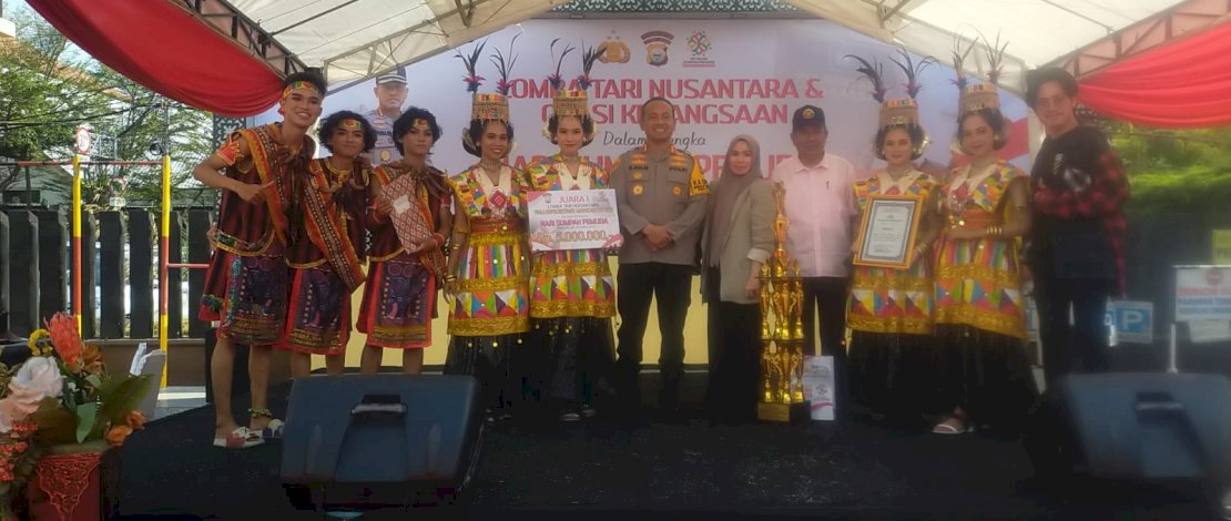 Polrestabes Makassar menggelar Lomba Orasi Kebangsaan dan Tarian Nusantara, dalam rangka memperingati Hari Sumpah Pemuda. Polrestabes Makassar menggelar Lomba Orasi Kebangsaan dan Tarian Nusantara, dalam rangka memperingati Hari Sumpah Pemuda.