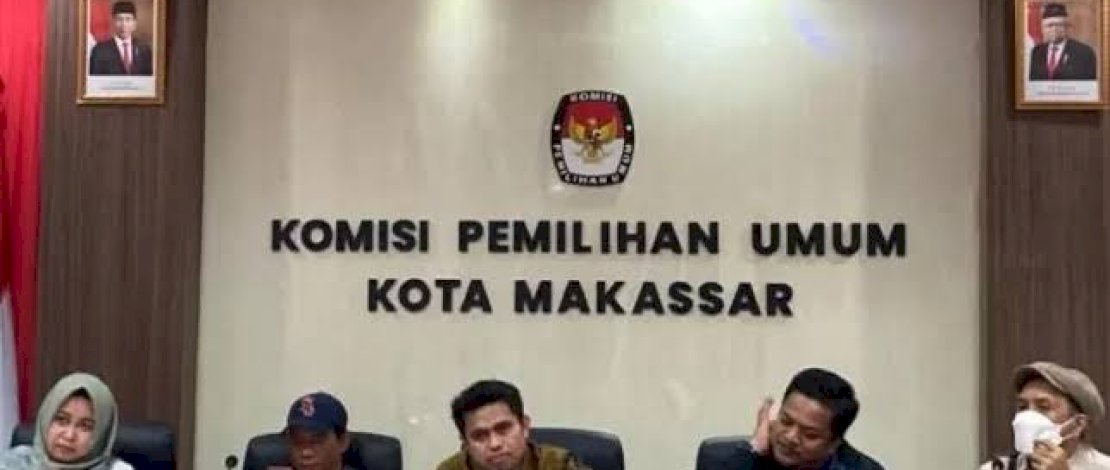 DKPP RI dalam surat keputusannya Nomor 108 -PKE-DKPP/VIII/2023, memutuskan menjatuhkan sanksi terhadap empat komisioner KPU Kota Makassar. DKPP RI dalam surat keputusannya Nomor 108 -PKE-DKPP/VIII/2023, memutuskan menjatuhkan sanksi terhadap empat komisioner KPU Kota Makassar.