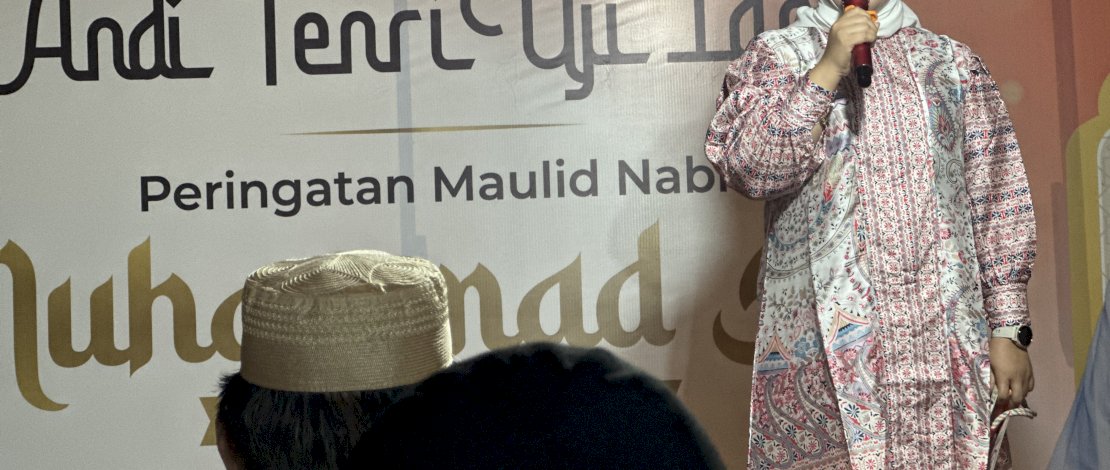 Gelar Maulid Nabi, Ratusan Warga Padati Kediaman Andi Tenri Uji Idris Gelar Maulid Nabi, Ratusan Warga Padati Kediaman Andi Tenri Uji Idris