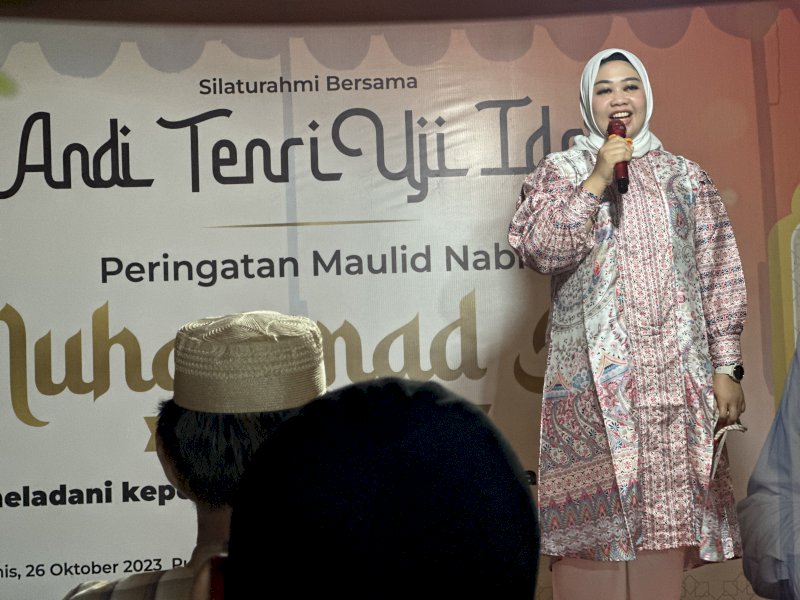 Gelar Maulid Nabi, Ratusan Warga Padati Kediaman Andi Tenri Uji Idris 