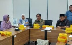 Sekretaris Bappeda dan Staf Aktif dalam Rapat Pembahasan Perubahan RKPD Kota Makassar 2023