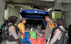 Jauh-jauh dari Jeneponto, Pria Ini Ditangkap Gara-gara Bawa 150 Botol Miras