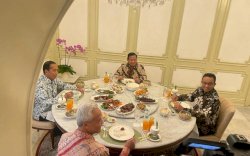 Anis Matta Nilai Makan Siang Bersama Jokowi dengan Tiga Capres sebagai Perjamuan Rekonsiliasi