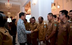 Presiden Jokowi Berikan Apresiasi kepada PJ Bupati Intan Jaya di Istana Negara