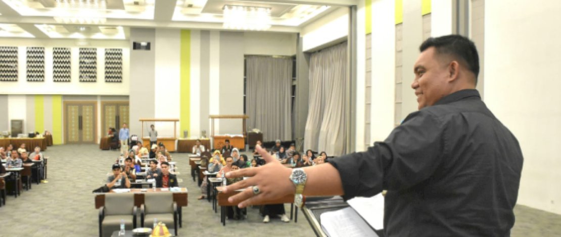 Imam Musakkar Tekankan Kesetaraan Gender dalam Pembangunan Daerah di Sosialisasi Perda PUG