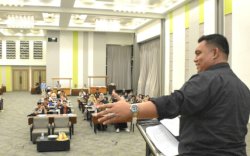 Imam Musakkar Tekankan Kesetaraan Gender dalam Pembangunan Daerah di Sosialisasi Perda PUG