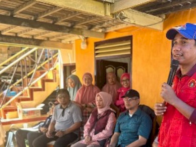 Reses di Barrang Caddi, Warga Minta Dermaga dan Pemecah Ombak ke Rudianto Lallo
