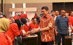 Gandeng Kemenperin, Ridwan Wittiri Bantu IKM di Sulsel Kembangkan Skill 