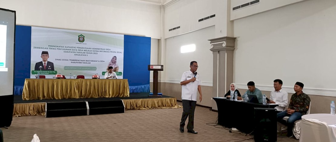 Pj. Bupati Takalar Buka Bimtek Penyusunan Data Desa Berbasis Online 
