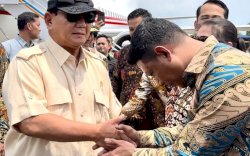 Najmuddin Kawal Kedatangan Prabowo, Massa Padati Hotel Four Point Makassar