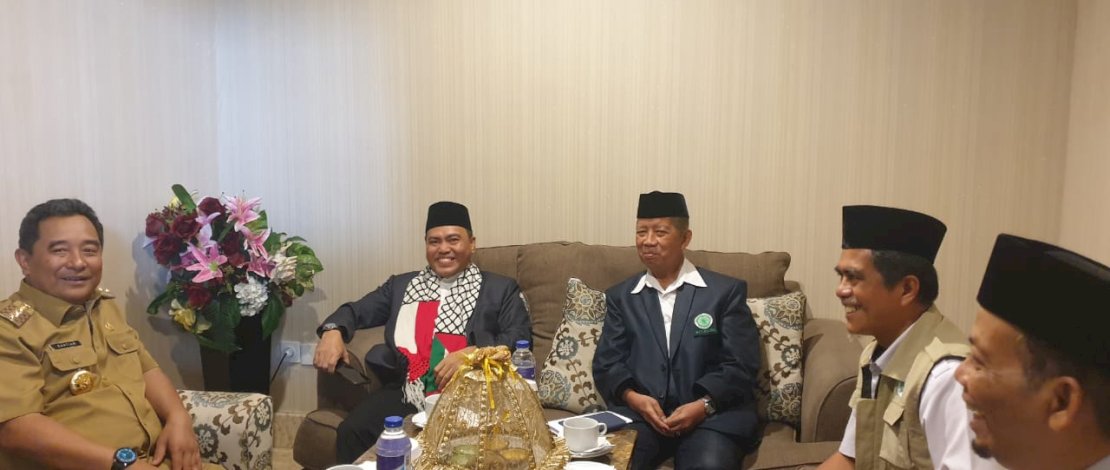 Baznas Kepulauan Selayar menjadi pusat perhatian pada Pembukaan Rapat Koordinasi Daerah (Rakorda) Baznas se Provinsi Sulawesi Selatan (Sulsel) Tahun 2023, di Hotel Remcy Makassar. Baznas Kepulauan Selayar menjadi pusat perhatian pada Pembukaan Rapat Koordinasi Daerah (Rakorda) Baznas se Provinsi Sulawesi Selatan (Sulsel) Tahun 2023, di Hotel Remcy Makassar.