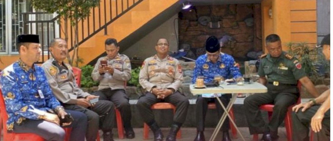 Plt. Camat Bontoala Aswin Kartapati Harun Pimpin Rapat Koordinasi Terkait Persiapan Pemilu 2024