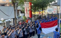 Pimpin Upacara Peringatan HUT RI di Kantor Camat, Ini Pesan Sekcam Bontoala