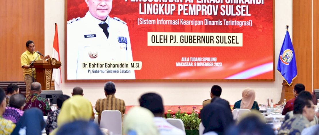 Launching penggunaan aplikasi SRIKANDI, Rabu malam, 8 November 2023, di Aula Tudang Sipulung Rumah Jabatan Gubernur Sulsel. 