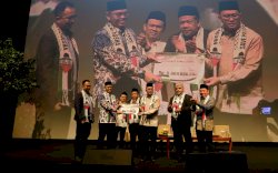 Disaksikan Anis Matta, Prabowo Sumbang Rp5 Miliar untuk Perjuangan Palestina Merdeka