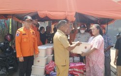 BPBD Makassar Bantu Korban Kebakaran di Lepping