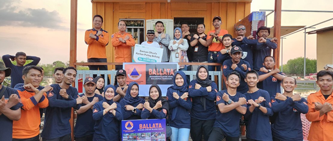 Tasyakuran sekaligus penyerahan simbolis ke Daeng Dammang. Tasyakuran sekaligus penyerahan simbolis ke Daeng Dammang.