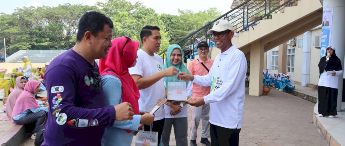 Peringatan Hari Kesehatan Nasional (HKN) ke-59 Tahun 2023, di Lapangan HM Dg Sibali, Sabtu, 11 November 2023. 