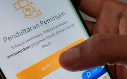 OJK Turunkan Batas Maksimum Bunga Pinjol Hingga 0,1 Persen