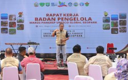 Danny Pomanto Buka Rapat Kerja Badan Pengelola Geopark Maros-Pangkep di Tokka Tena Rata