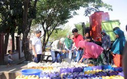 Camat Biringkanaya Pantau Langsung Distribusi Air Bersih, Begini Respon Warga 
