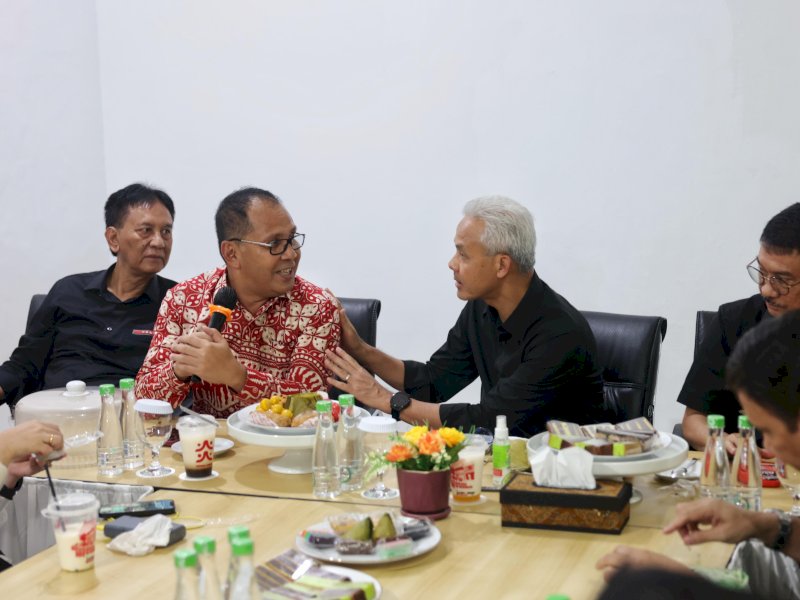 Ganjar Pranowo Bersua Tim dan Relawan di Sulsel: Strategi Jitu Menuju Pemilihan Presiden 2024