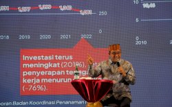 FOTO Anies Baswedan Ungkap Visi tentang Demokrasi dan Ekonomi di Diskusi Capres 2024 Makassar