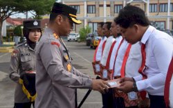 Kapolres Bone Beri Reward untuk Tim Resmob setelah Berhasil Ungkap Kasus Pembunuhan IRT 