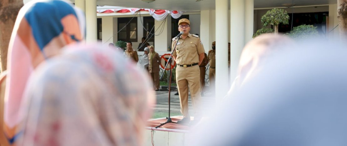 Wali Kota Makassar Moh Ramdhan "Danny" Pomanto memimpin Apel Pagi lingkup ASN Pemkot Makassar, Senin, 20 November 2023.