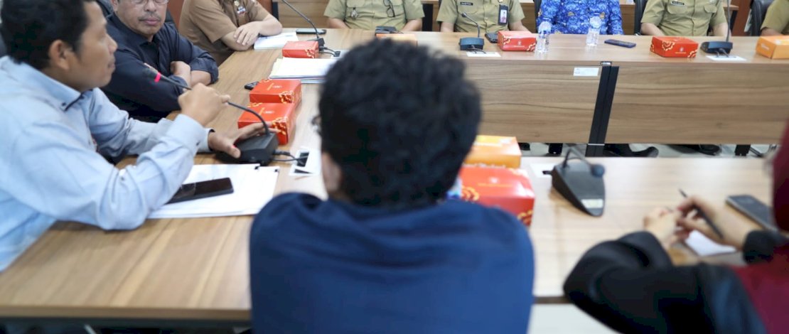 Tim audit Kemenkeu diterima secara langsung oleh Sekda Kota Makassar, Muh Ansar, Asisten 1 Andi Muh Yasir dan Asisten 3 Mario Said bersama beberapa SKPD terkait.
