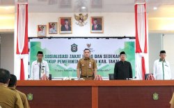 Buka Sosialisasi Zakat, Infaq dan Sedekah, Sekda Takalar Ajak ASN Rajin Bersedekah 