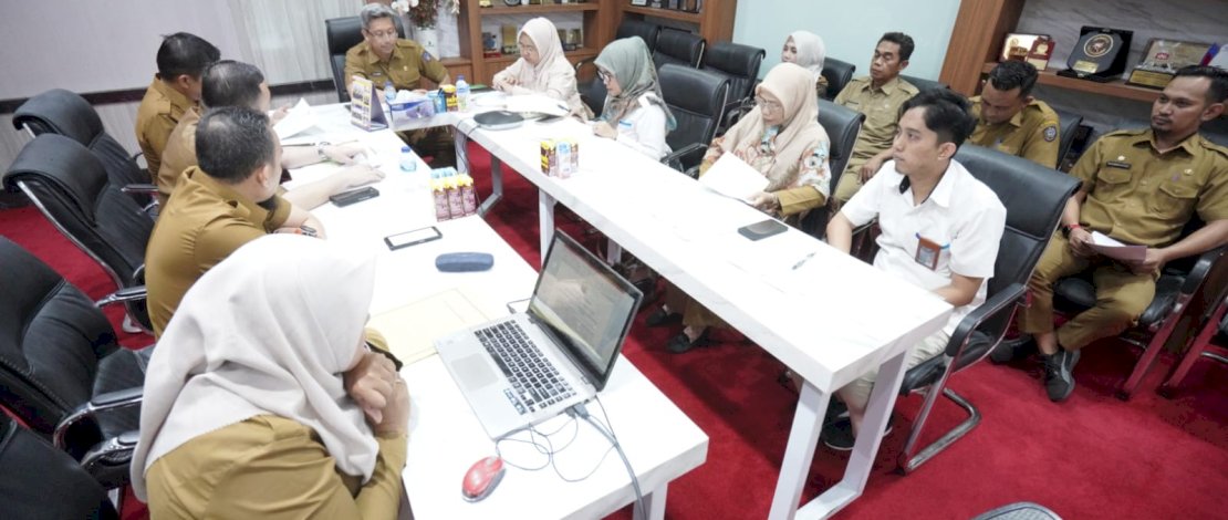 Rapat Pengadaan Cadangan Pangan Pemerintah (CPP) Provinsi Sulsel, di Ruang Rapat Sekda Sulsel, Selasa, 21 November 2023.