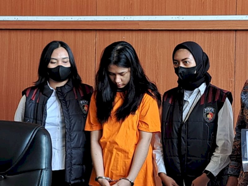 Ghisca Debora, Mahasiswa Trisakti Jadi Calo Coldplay, Terancam DO