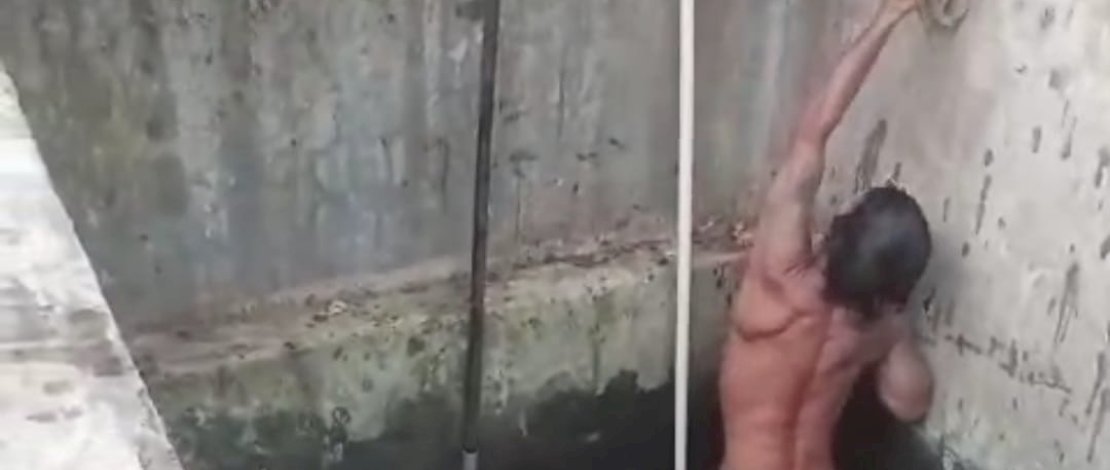 Kabur Dari Kejaran Warga Maling di Bone Kecebur Sumur Kabur Dari Kejaran Warga Maling di Bone Kecebur Sumur