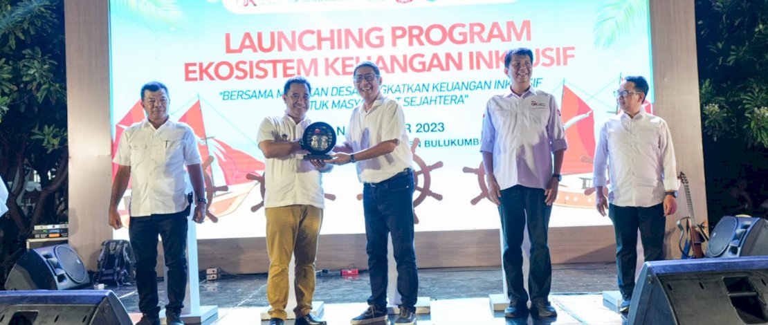 Launching Program Ekosistem Keuangan Inklusif (EKI) OJK Wilayah Sulawesi, Maluku, dan Papua (Sulampua), dilaksanakan di Villa Pajokka, Pantai Mandala Ria, Desa Lembanna, Kabupaten Bulukumba, Jumat, 24 November 2023. 