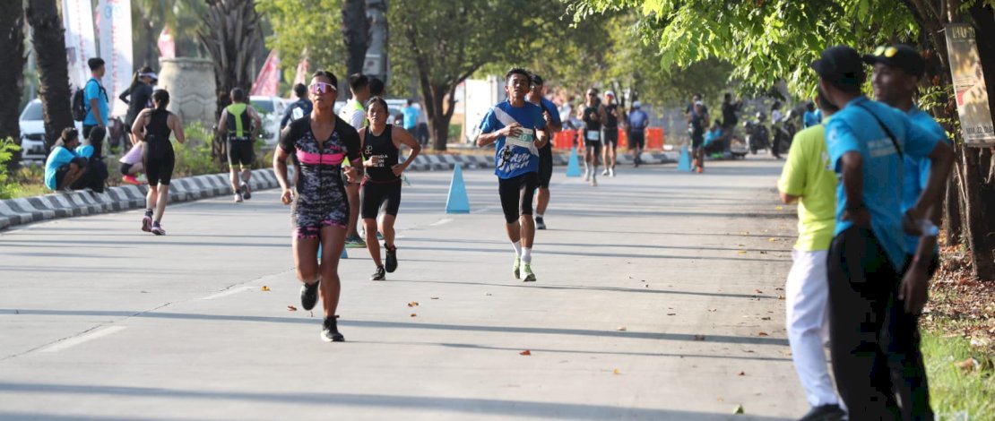 Makassar Triathlon Race 2023, yang diinisiasi oleh Dinas Pemuda dan Olahraga Kota Makassar, dan didukung oleh berbagai sponsor seperti BPJS Ketenagakerjaan, Cleo, dan Primaya Hospital. Makassar Triathlon Race 2023, yang diinisiasi oleh Dinas Pemuda dan Olahraga Kota Makassar, dan didukung oleh berbagai sponsor seperti BPJS Ketenagakerjaan, Cleo, dan Primaya Hospital.