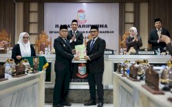 Wali Kota Danny Pomanto Sampaikan Ranperda Tentang APBD Tahun Anggaran 2024