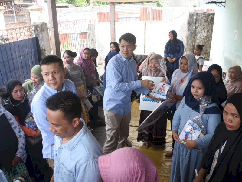 Tancap Gas, Tim Prabowo - Gibran Kota Makassar Bagikan Makanan Gratis dan Susu untuk Ibu Hamil