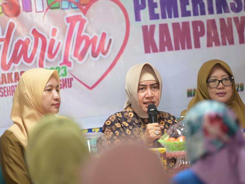 Semarak Hari Ibu 2023, Ketua TP PKK Makassar Buka Kampanye SADARI dan IVA 