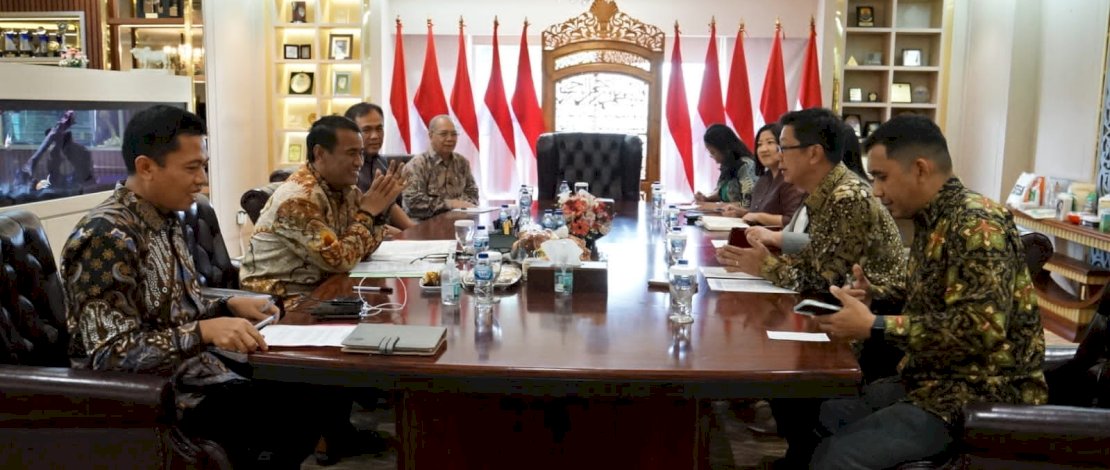 Mentan Amran Sulaiman menerima kunjungan kerja Duta Besar Thailand, Prapan Disyatat di Kantor Kementan, Jakarta Selatan, Selasa, 28 November 2023.