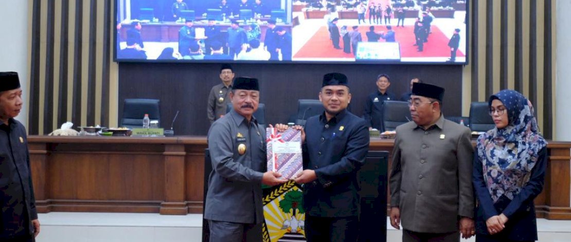 Upaya Tingkatkan PAD, DPRD Setujui Pajak dan Retribusi Daerah jadi Perda 