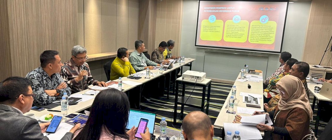 Pj Sekda Provinsi Sulsel, Andi Muhammad Arsjad, memaparkan sejumlah inovasi dan implementasi Pemerintah Provinsi Sulsel dalam keterbukaan informasi publik.