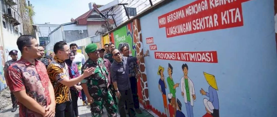 Astra Daihatsu Menata Lingkungan, Camat Makassar Beri Apresiasi