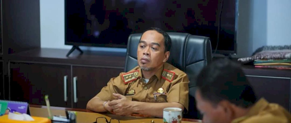 Camat Makassar Gelar Rakor Sekaligus Evaluasi Kinerja Lurah