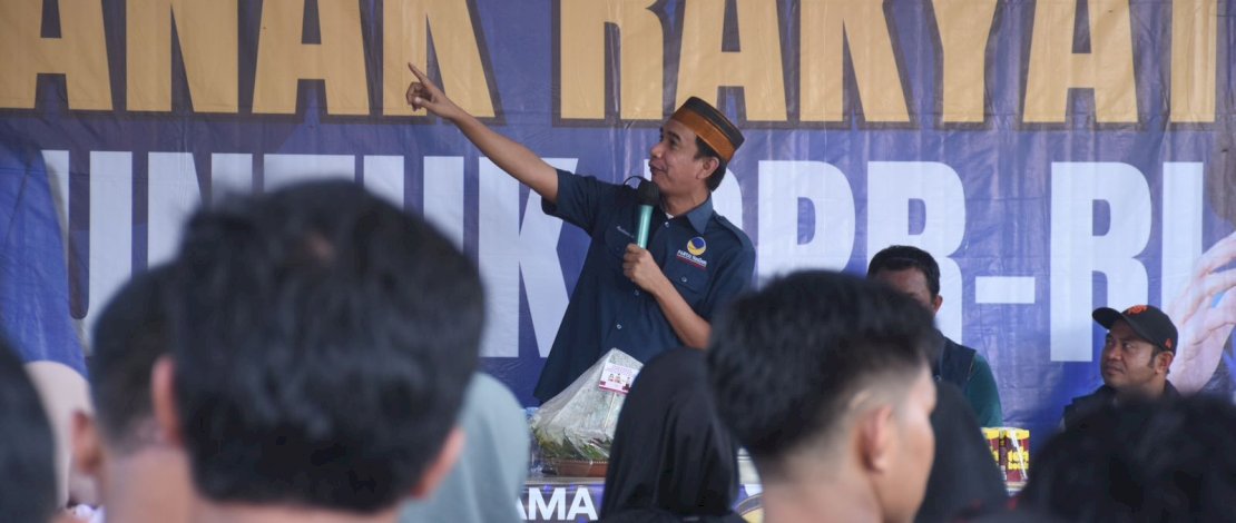 Rudianto Lallo, meresmikan posko pemenangan Anak Rakyat Gowa yang terletak di Jalan Poros Pattalassang, Kecamatan Pattalassang, Kabupaten Gowa, Minggu (3/11/2023).

